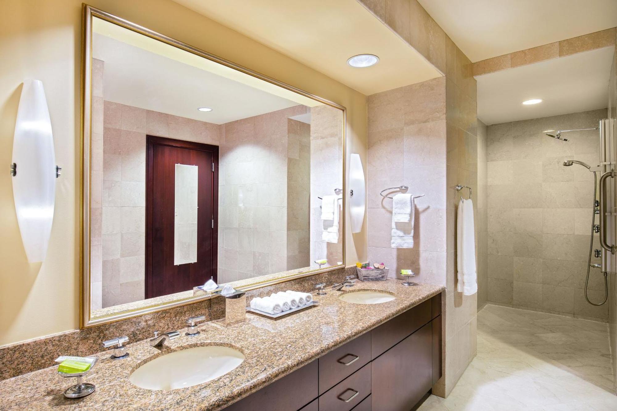 Le Meridien Boston Hotel Cambridge