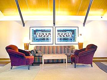 Le Meridien Boston 4*