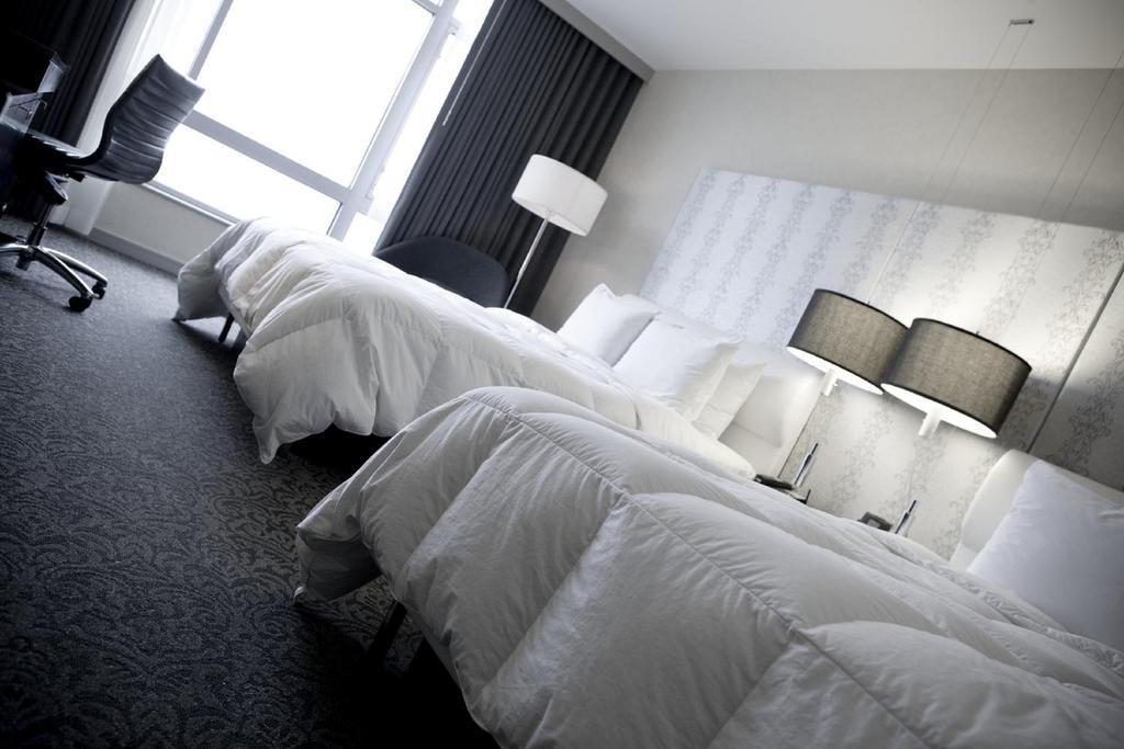 Le Meridien Boston 4*