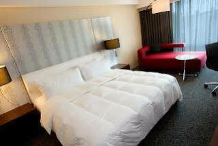 Le Meridien Boston